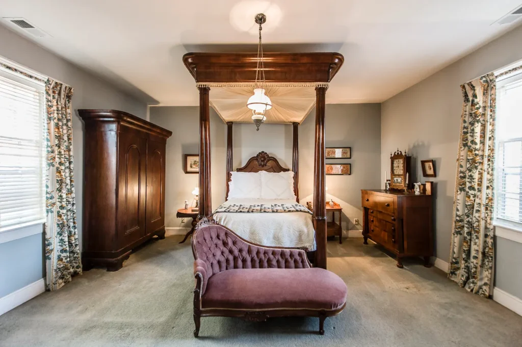 A fourth bedroom in Historic Stonewall